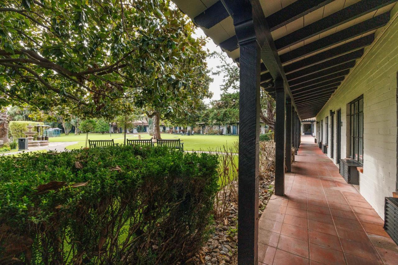 Inn Marin And Suites, Ascend Hotel Collection Novato Luaran gambar